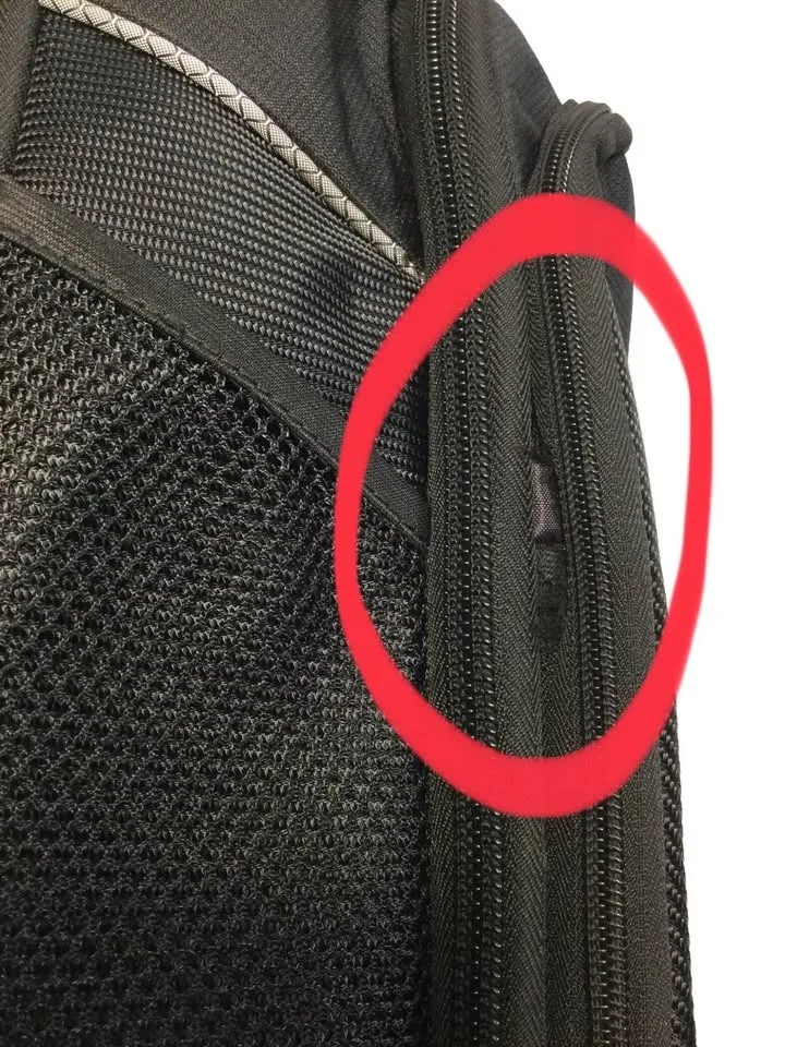 #Cleanout Solo Sentinel Backpack with small defect, ple image indicator(6)