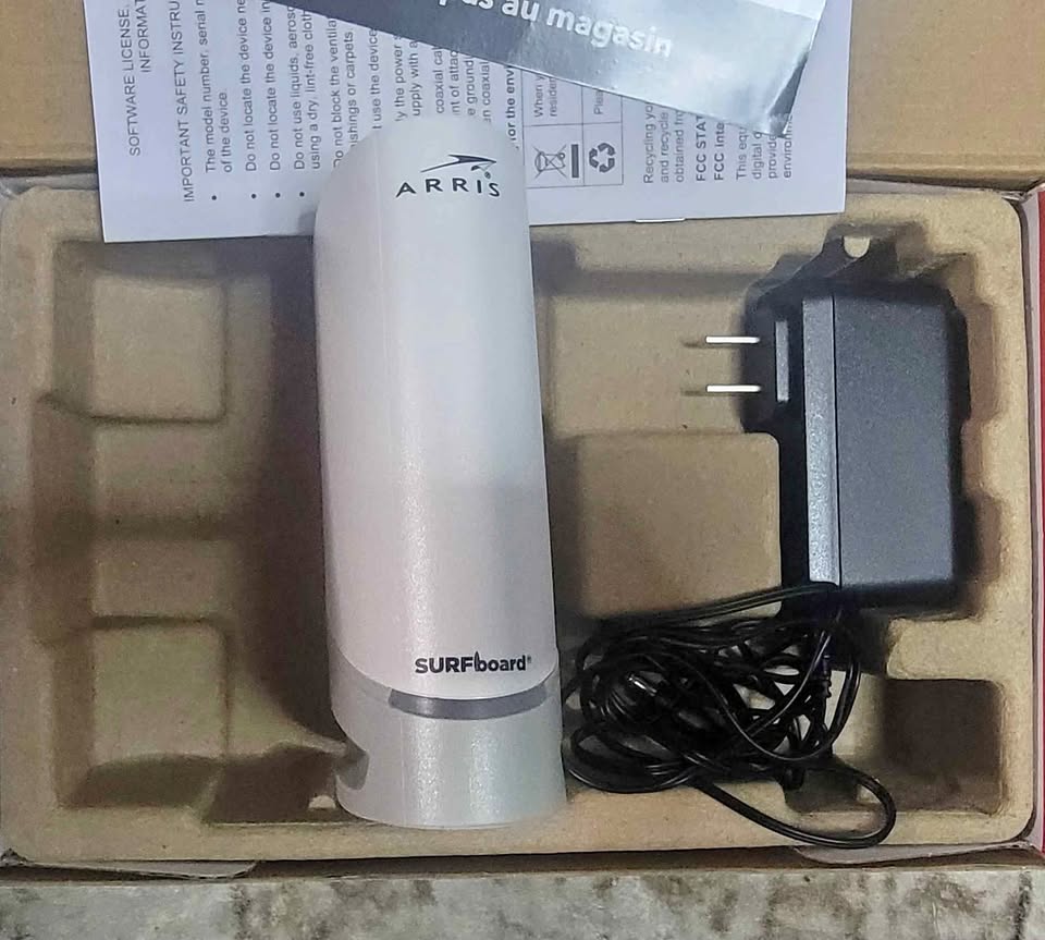 ARRIS S33 Cable Modem DOCSIS 3.1 Multi-Gigabit WiFi