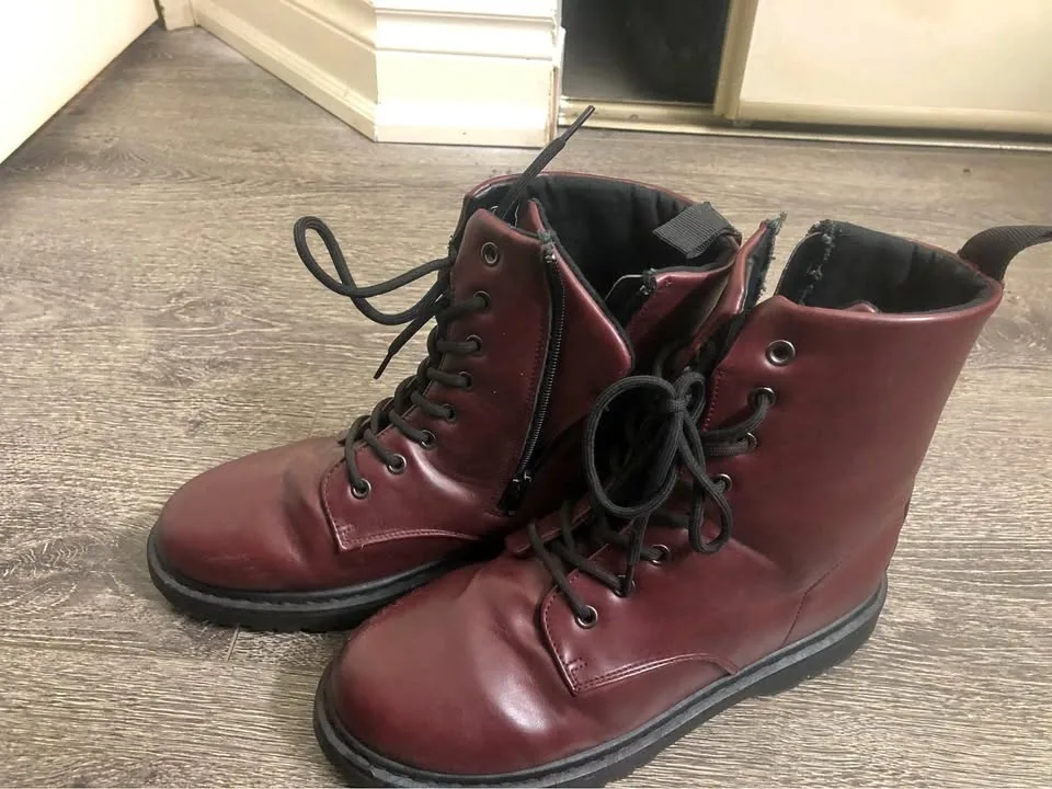Ardene Women’s Burgundy Boots Size 10