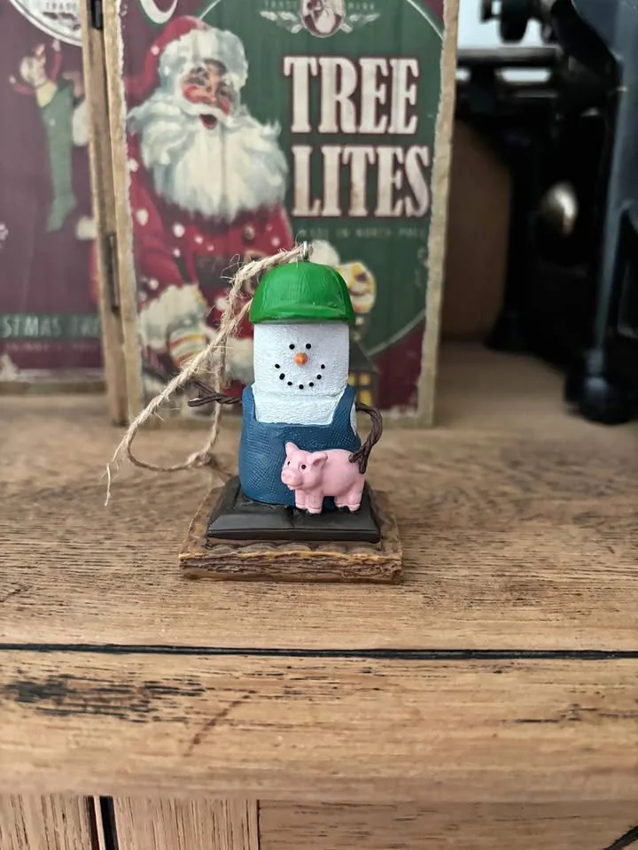 S'Mores Original 2017 Farmer with Pig Ornament