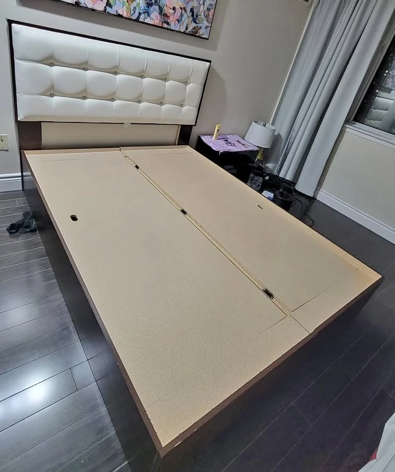 Queen Storage Bed Frame – Lift-Up | Excellent Condition