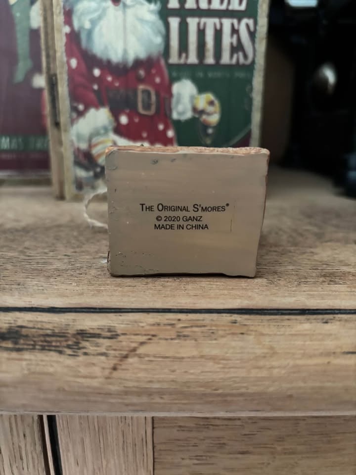 S'Mores Original 2020 Gardener Ornament - photo 2