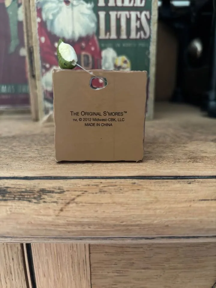 S'Mores Original 2012 Fishing Ornament image indicator(2)