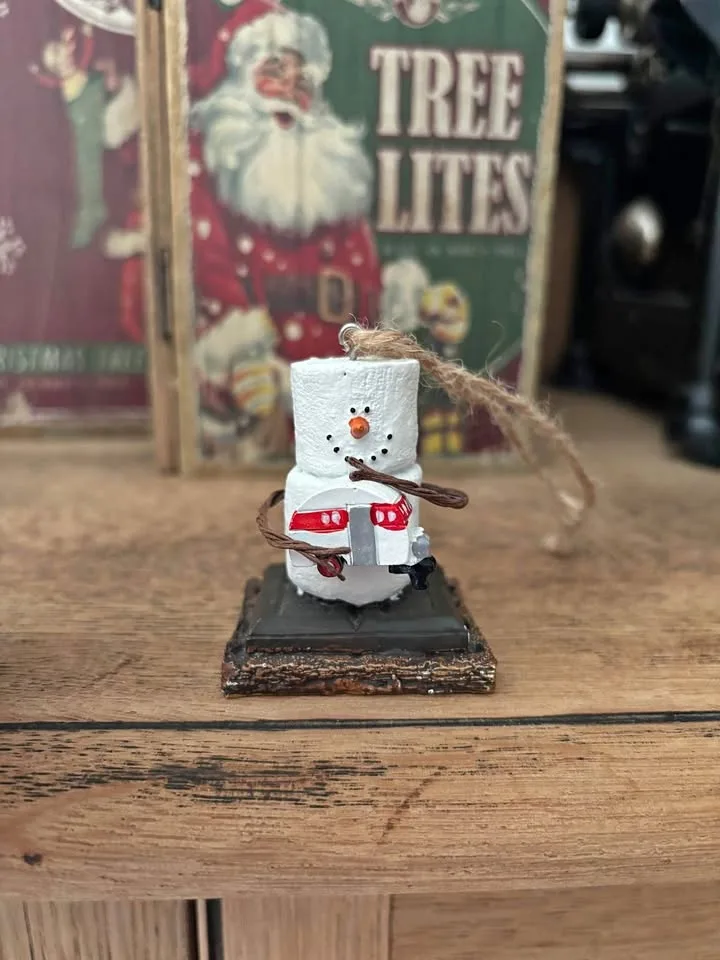 S'Mores Original 2017 Camper Ornament