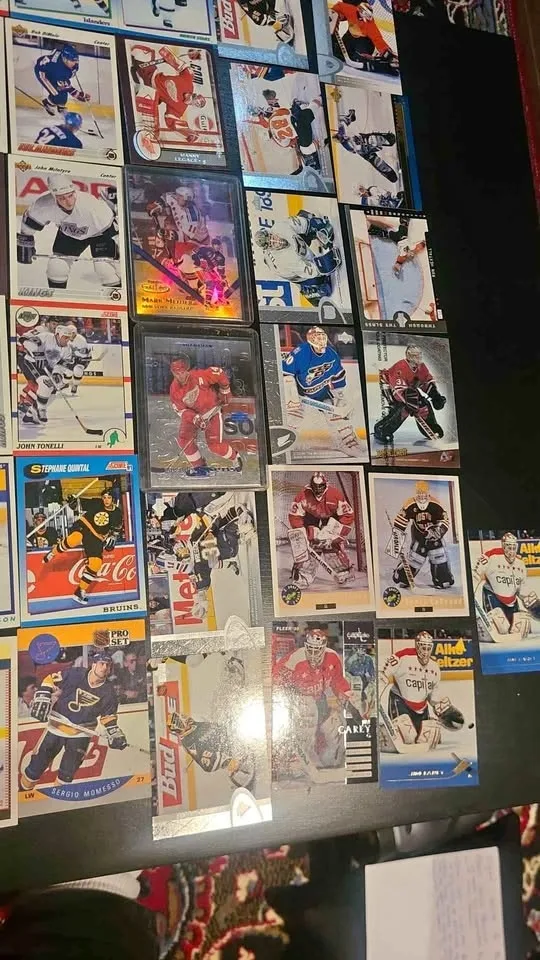 Hockey cards