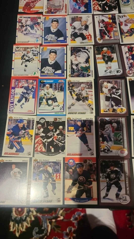 Hockey cards image indicator(8)