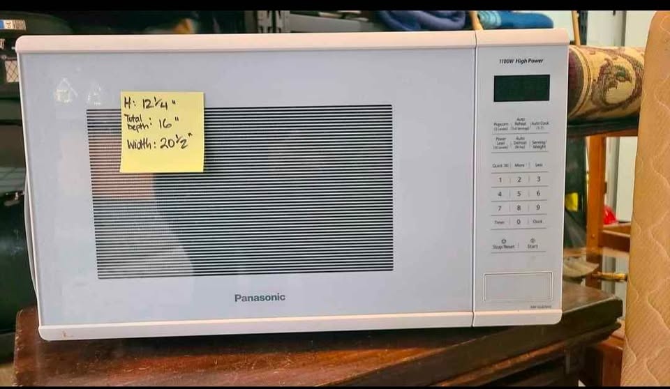 Panasonic Microwave - photo 2