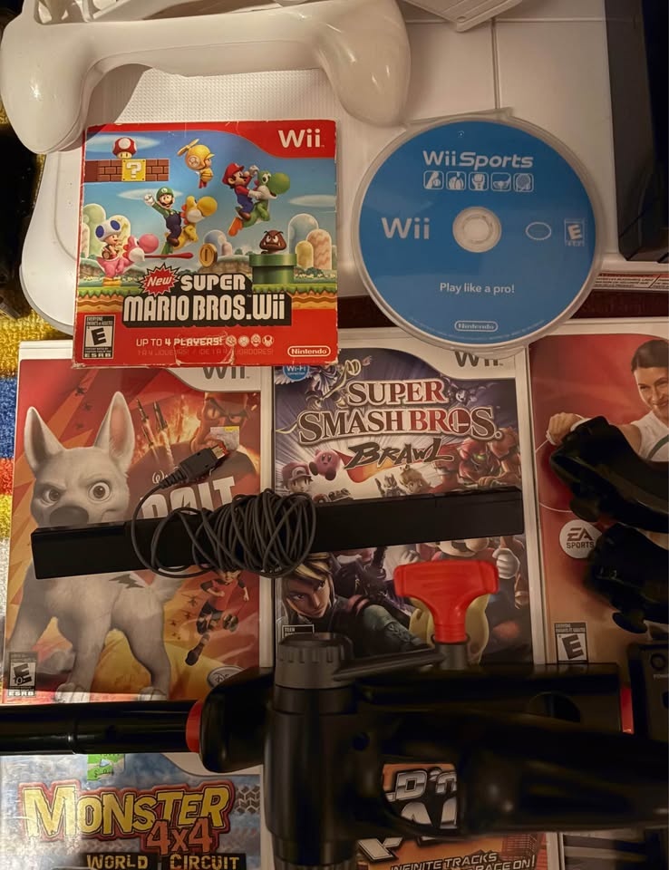 Wii Console Bundle - photo 5