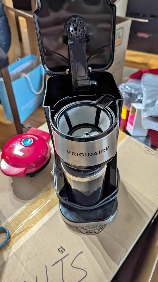 Rarely Used Frigidaire Coffee Maker Single Cup