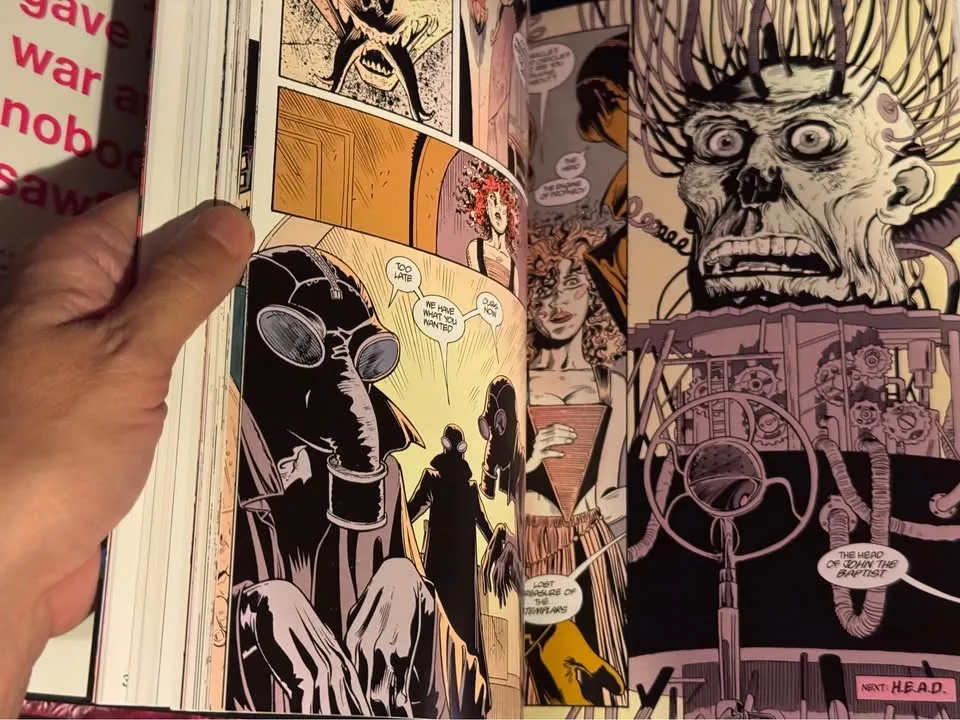 The Invisibles Omnibus. 2012. Excelllent condition! image indicator(7)