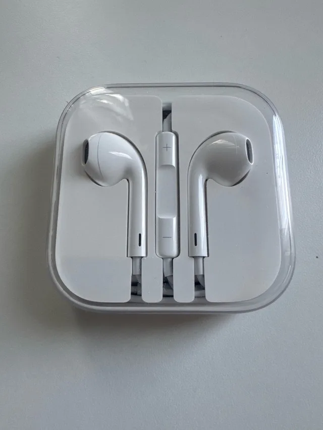 Apple EarPods