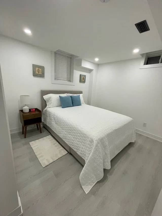 1 bed and 1 Bath basement for Rent image indicator(8)