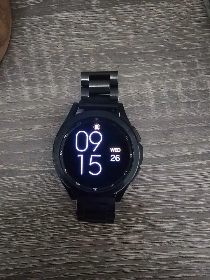 Samsung Galaxy Watch4 Classic 42mm Smartwatch