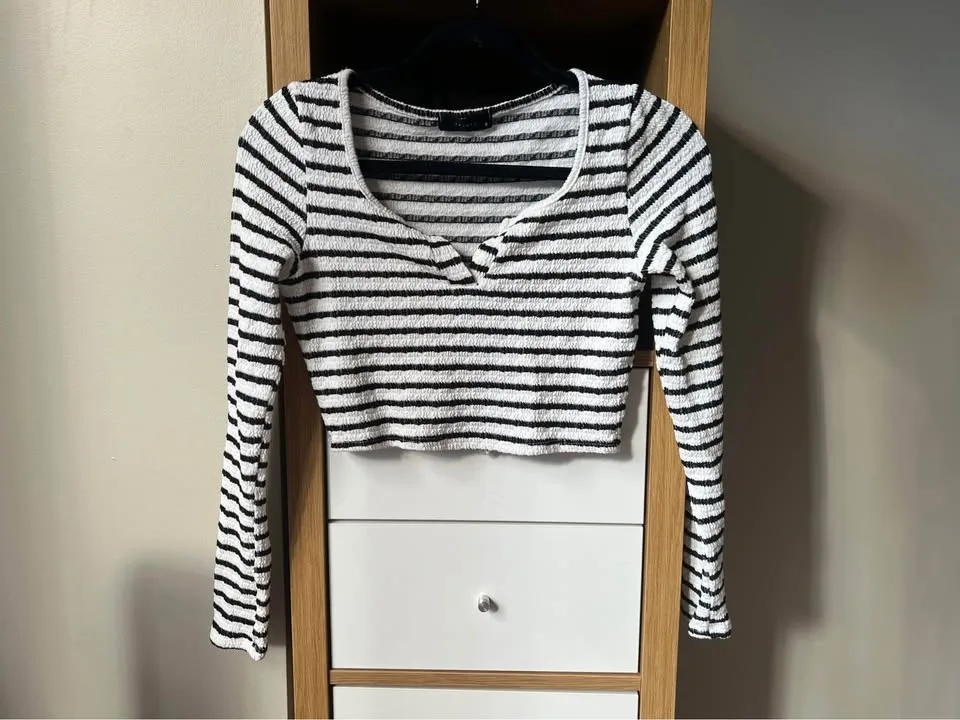 Long sleeve shirts image indicator(8)