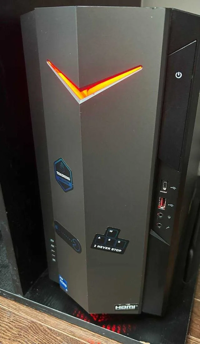 ACER Nitro 50 Gaming Desktop N50‑640 image indicator(2)