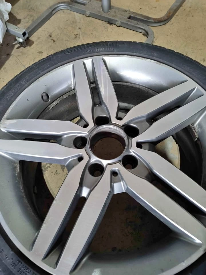 OEM Mercedes 17" RIM All Season Tires 215/45/17