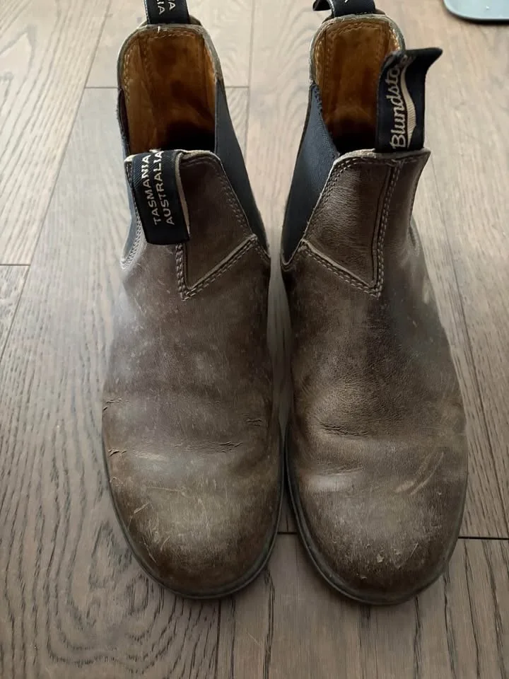 Classic 2446 Clay Blundstones Size AUS8 / CAN9 men / CAN 11 wome image indicator(2)