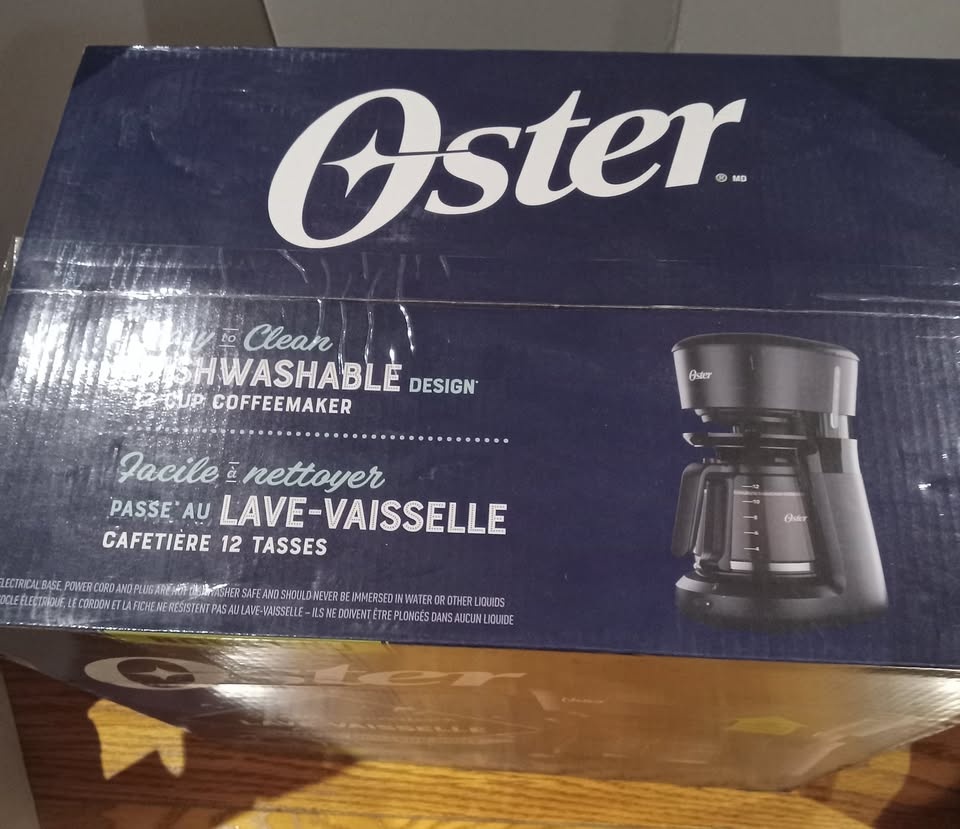 Oster 12 Cup Programmable Coffee Maker - photo 3
