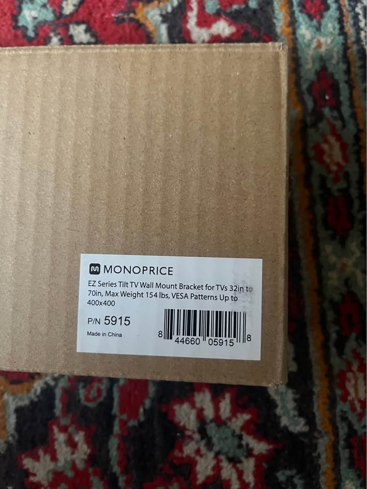 40” Vizio TV (gently used) and wall mount (new) - photo 4