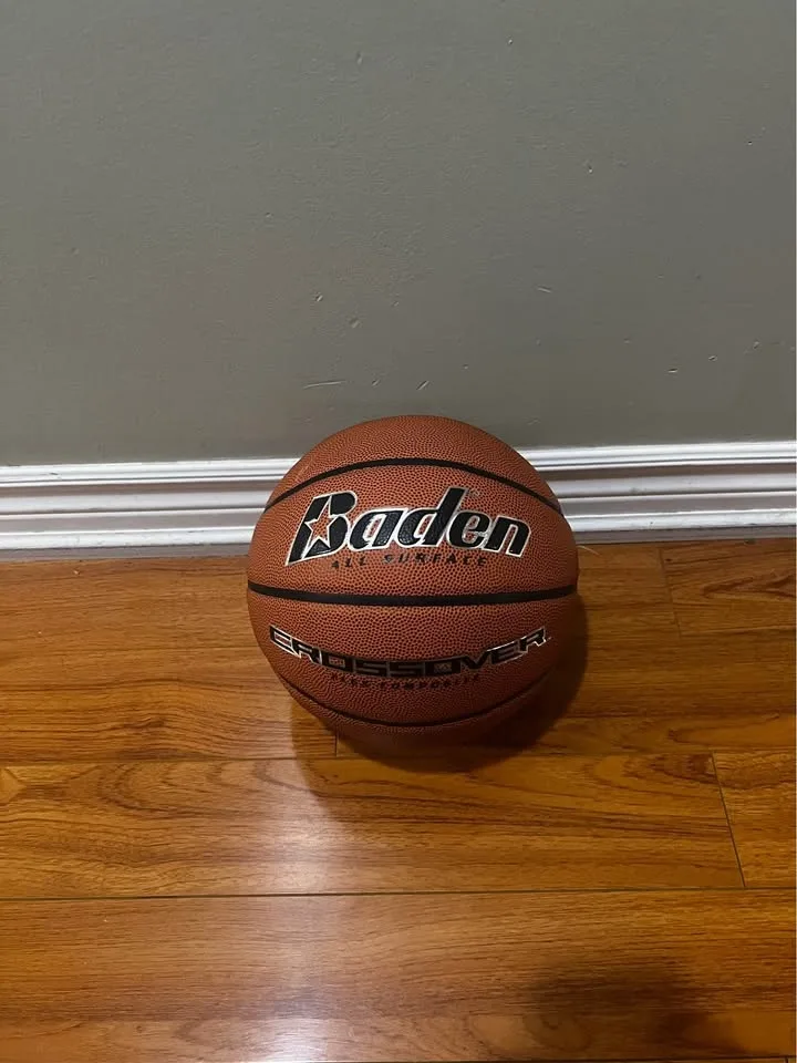 Used Basketballs image indicator(3)