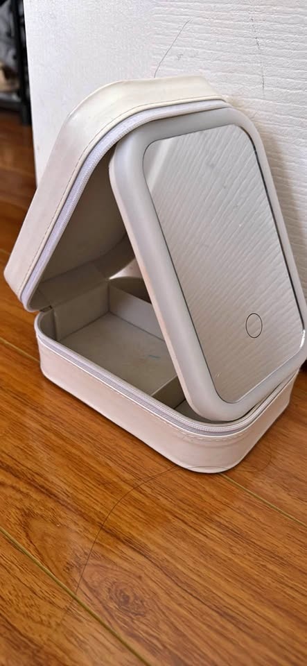 Portable LED Mirror