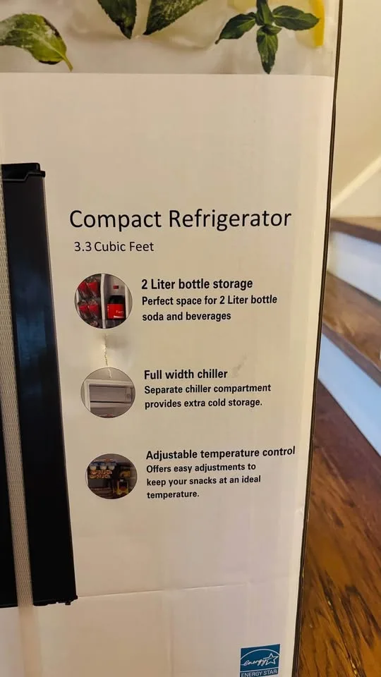 BNIB Hamilton Beach 3.3 cu.ft. Compact Refrigerator image indicator(2)