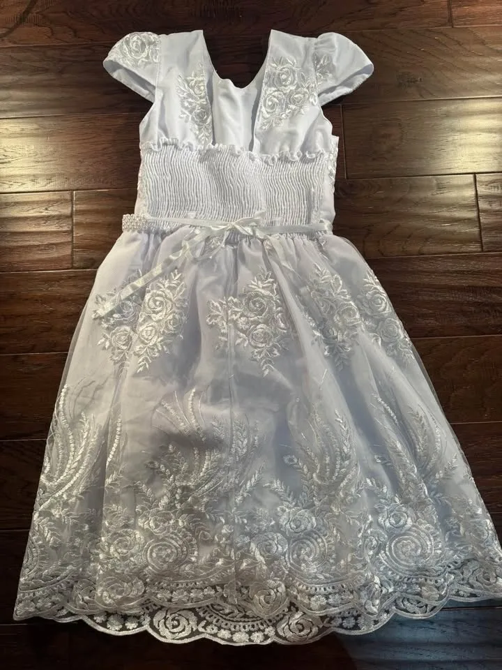 Beautiful White Dress Size 8-9 years old ONLY $25Worn ONCE from image indicator(2)