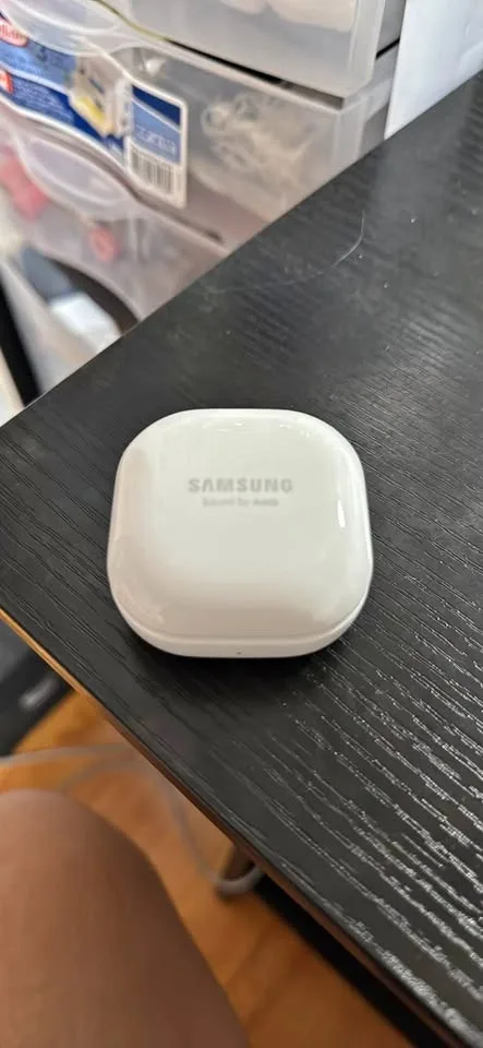White Samsung Galaxy Buds