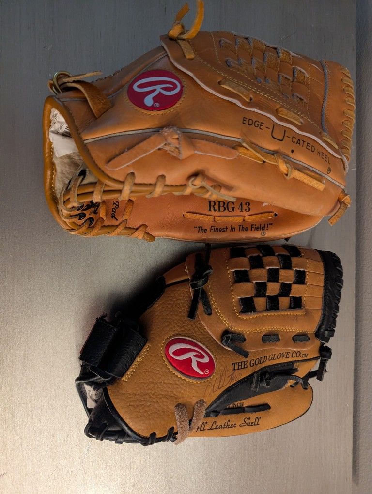 Two Leather Rawlings Baseball Gloves Vintage Like New - photo 4