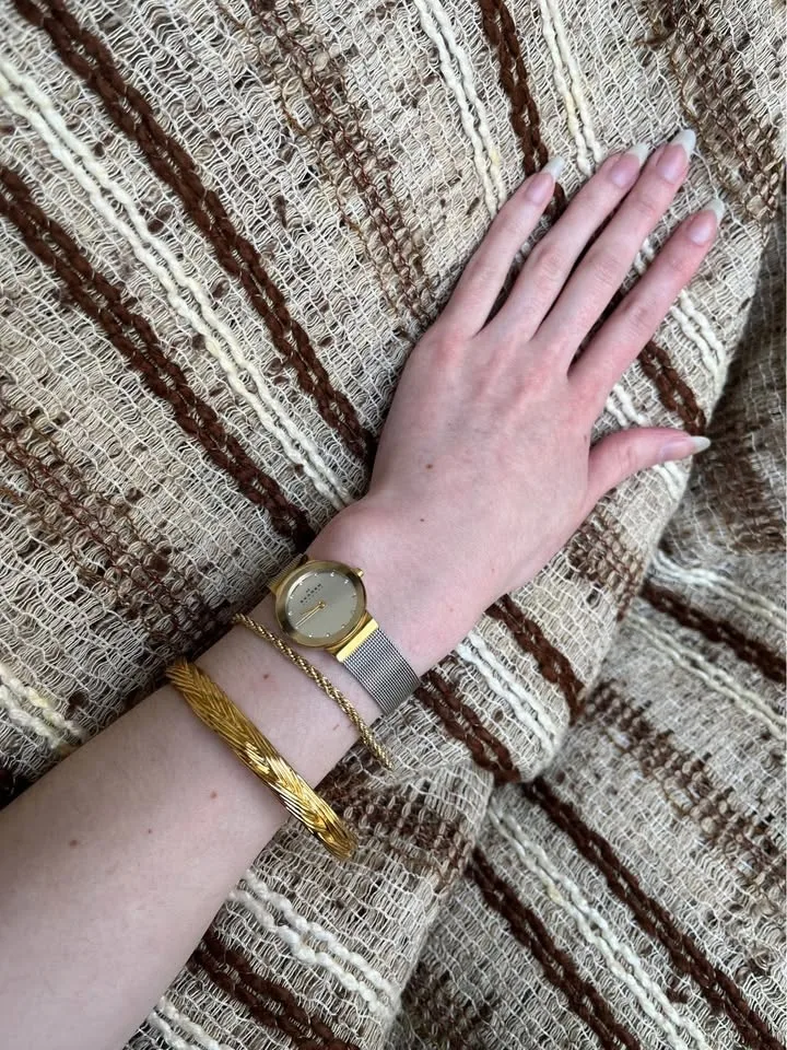 Vintage 22k Italian Gold Plated Bangle image indicator(2)