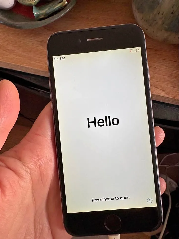 iPhone 6 Space Grey 64GB 100% Battery Health, Unlocked