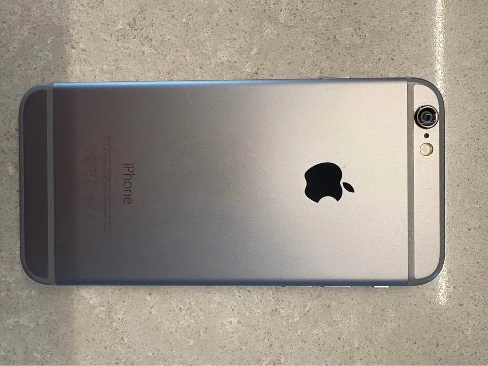 iPhone 6 Space Grey 64GB 100% Battery Health, Unlocked image indicator(4)