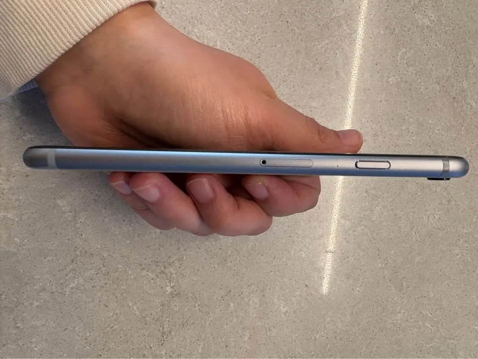 iPhone 6 Space Grey 64GB 100% Battery Health, Unlocked image indicator(6)