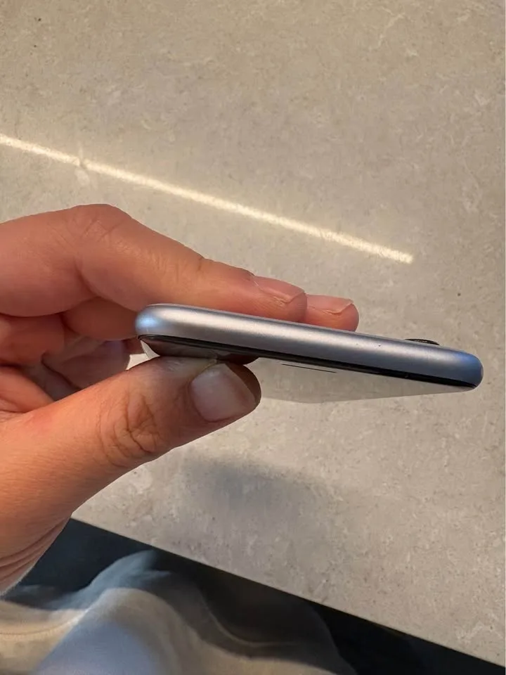 iPhone 6 Space Grey 64GB 100% Battery Health, Unlocked image indicator(7)