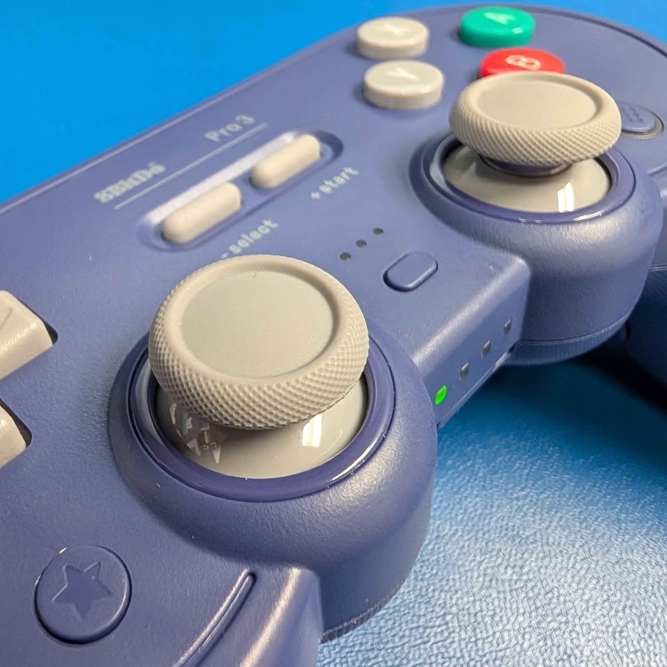 8bitdo Pro 3 controller BRAND NEW - photo 2