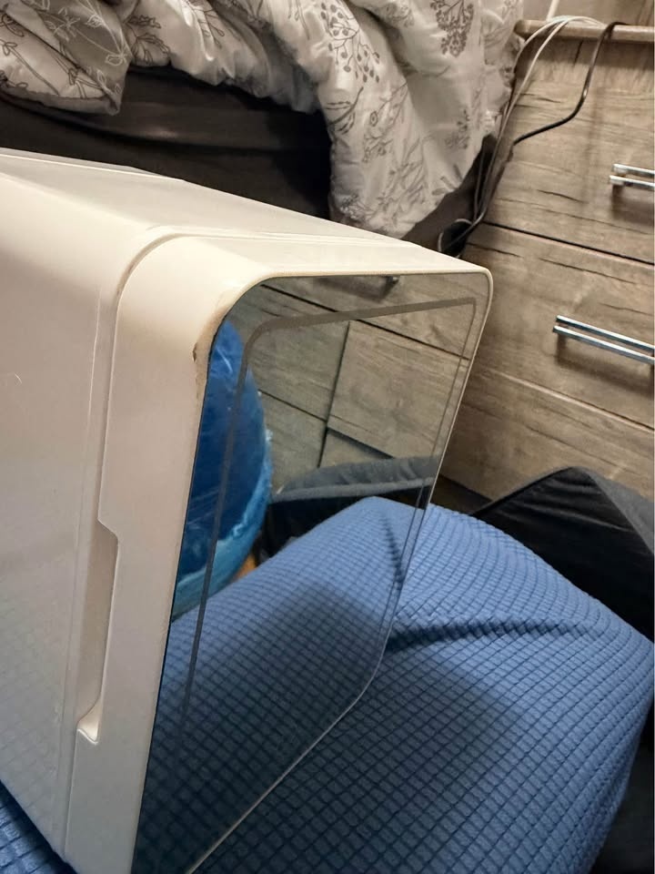 Mini refrigerator - photo 4