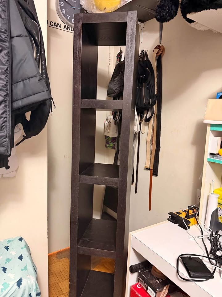 Bookshelf