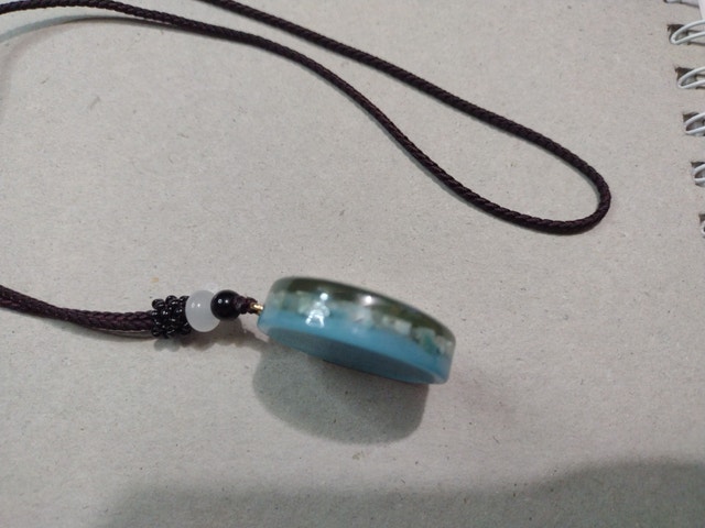 Eye of horus pendant necklace, gold on aquamarine - photo 3