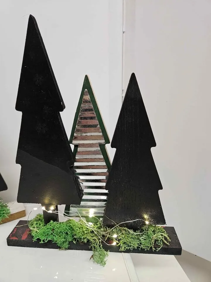 Farmhouse Christmas image indicator(3)