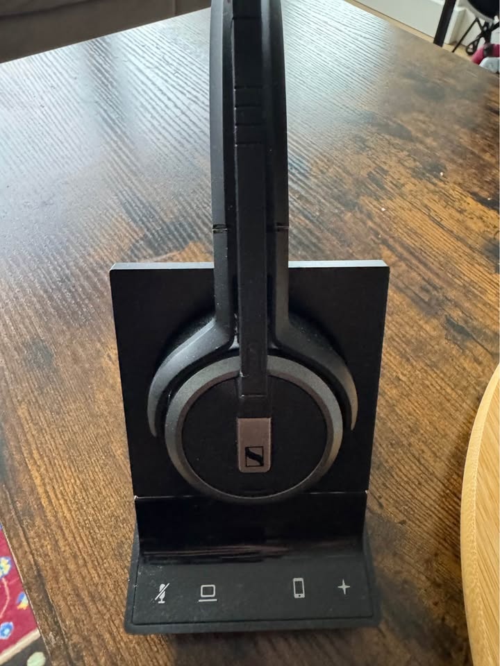Sennheiser wireless headset