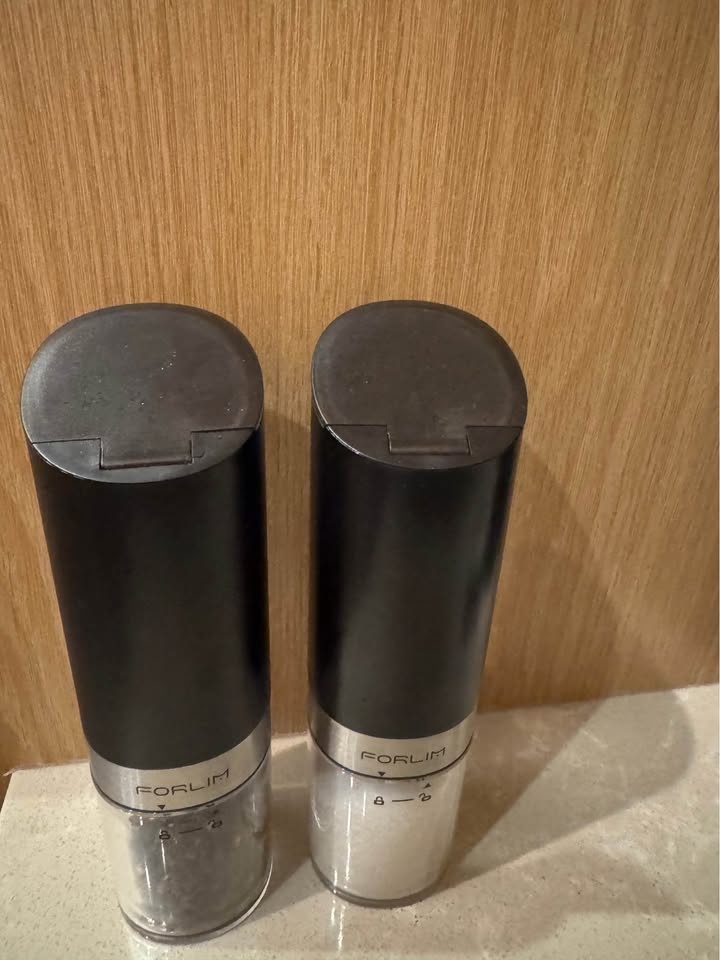 FORLIM Automatic Salt & Pepper Grinder Set - photo 2