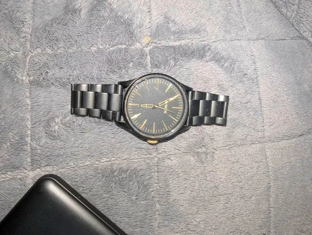 Nixon watch ⌚ image indicator(3)