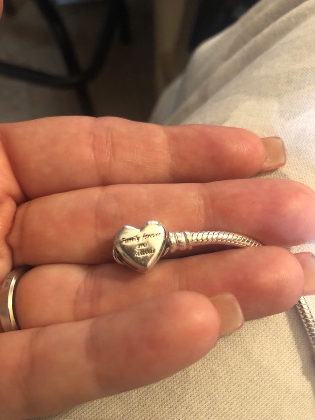 pandora bracelet - photo 2