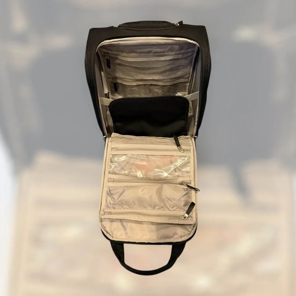 Samsonite Rolling Underseat Carry-On Bag image indicator(3)