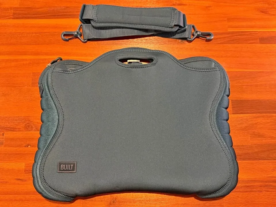 BUILT 520 Laptop Bag