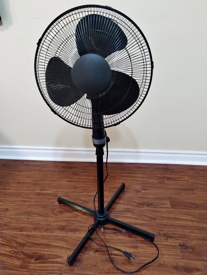 Mainstays 16" Stand Fan