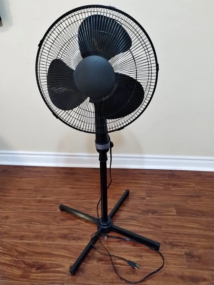 Mainstays 16" Stand Fan thumbnail