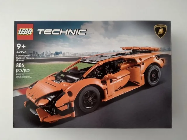 Lego Technic 42196 - Lamborghini Huracán Tecnica Orange