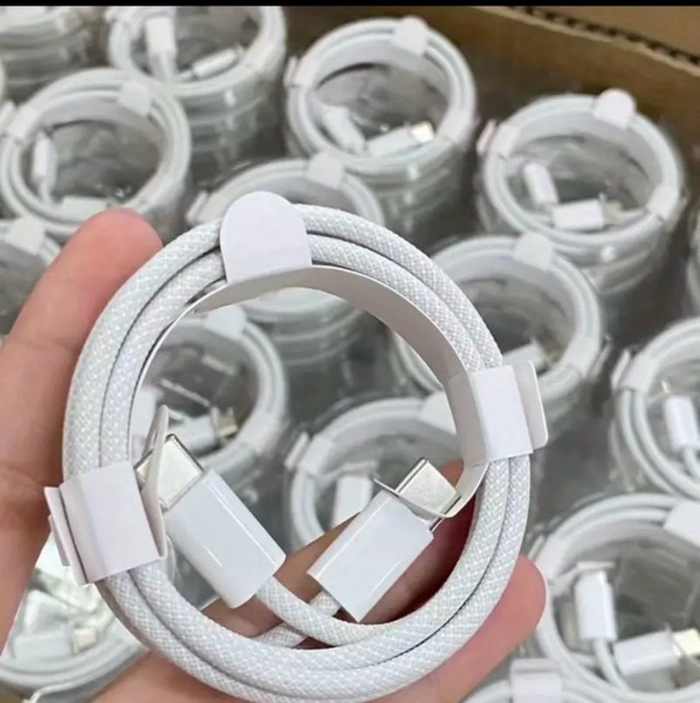 iPhone 15 fast charger brand new - photo 5