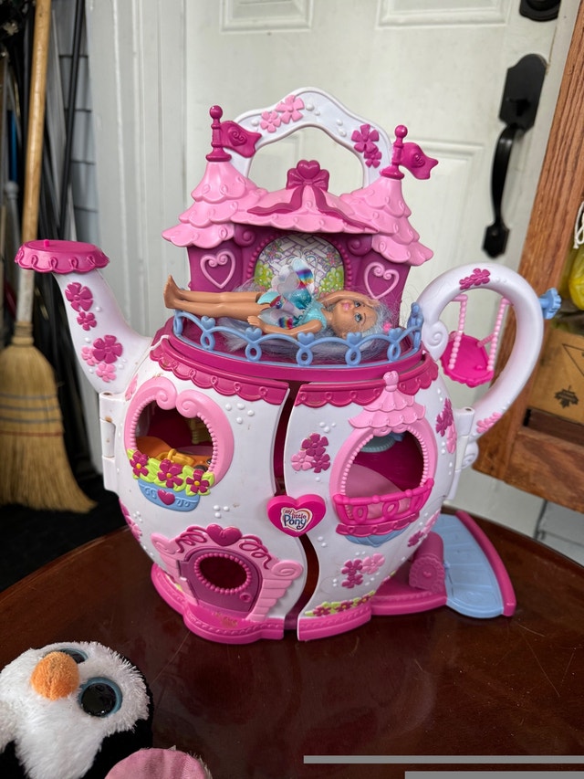 MY LITTLE PONY Ponyville Teapot Palace House Playset - photo 5
